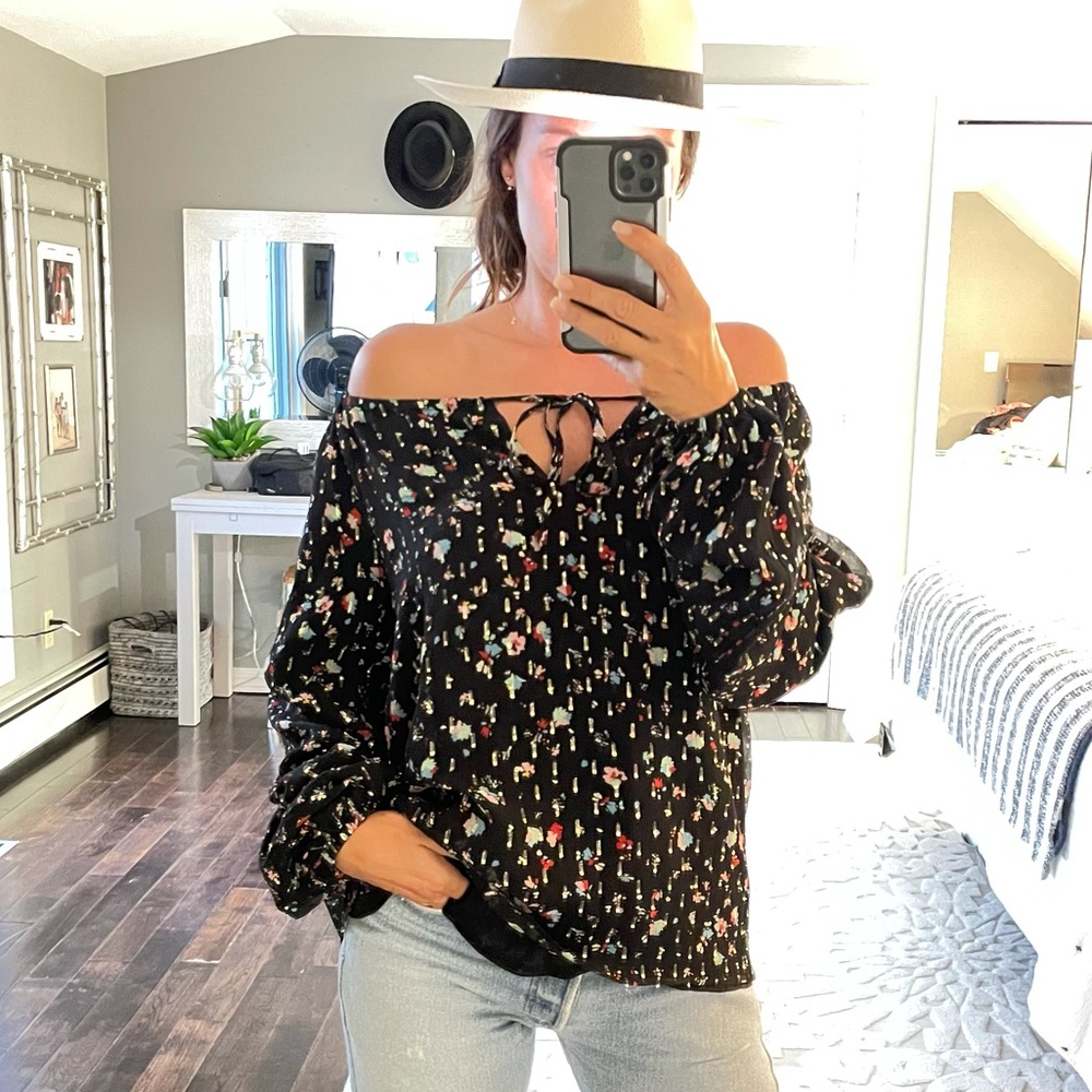 SEZANE black print shirt size 34 or Small - Picture 2 of 11